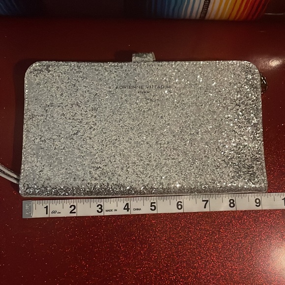 Adrienne Vittadini Silver Sparkle Wristlet Wallet - Picture 7 of 8